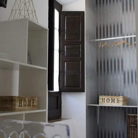 Casco Historico Apt. Dona Concha 론다